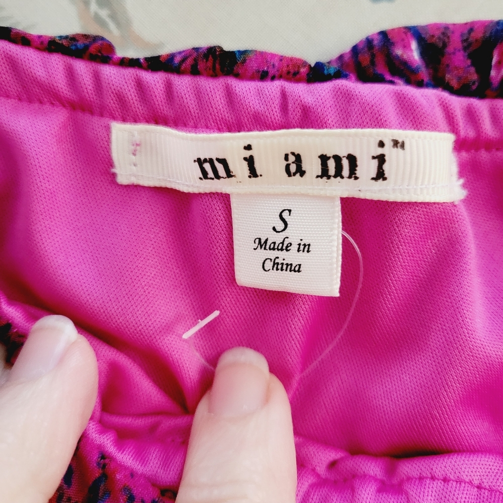 Miami Ruffled Romper - Picture 10 of 13